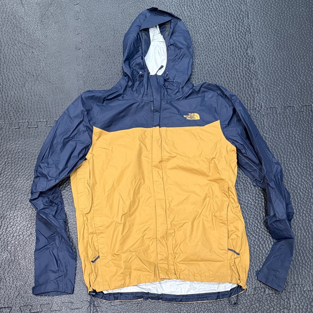 The North Face Men's Navy and Tan Windbreaker/Raincoat - Picture 2 of 4